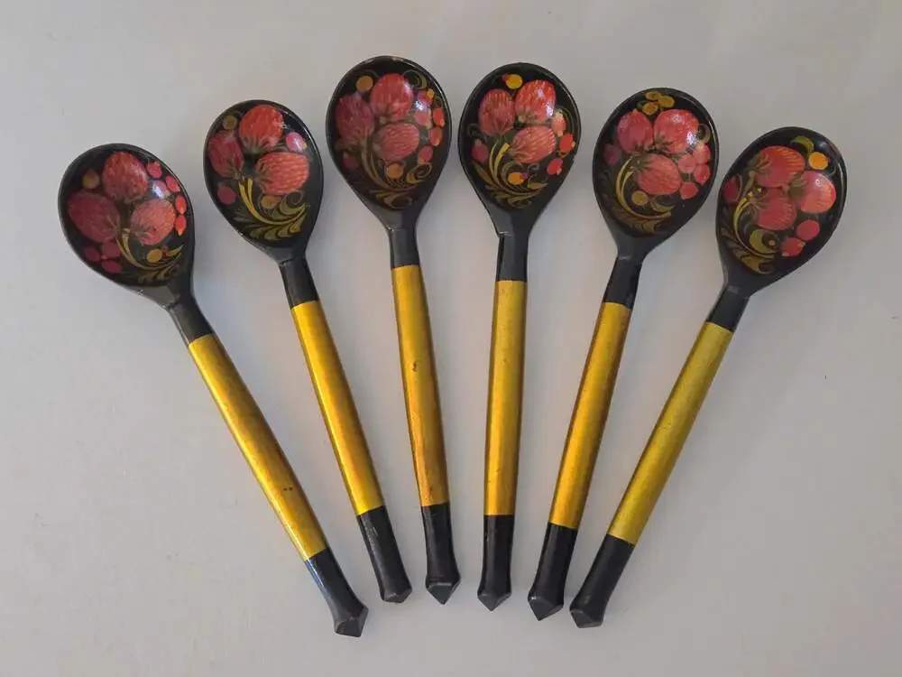 Vintage Russian Khokhloma Hand Painted 6 Wooden Spoons Black Gold Strawberry